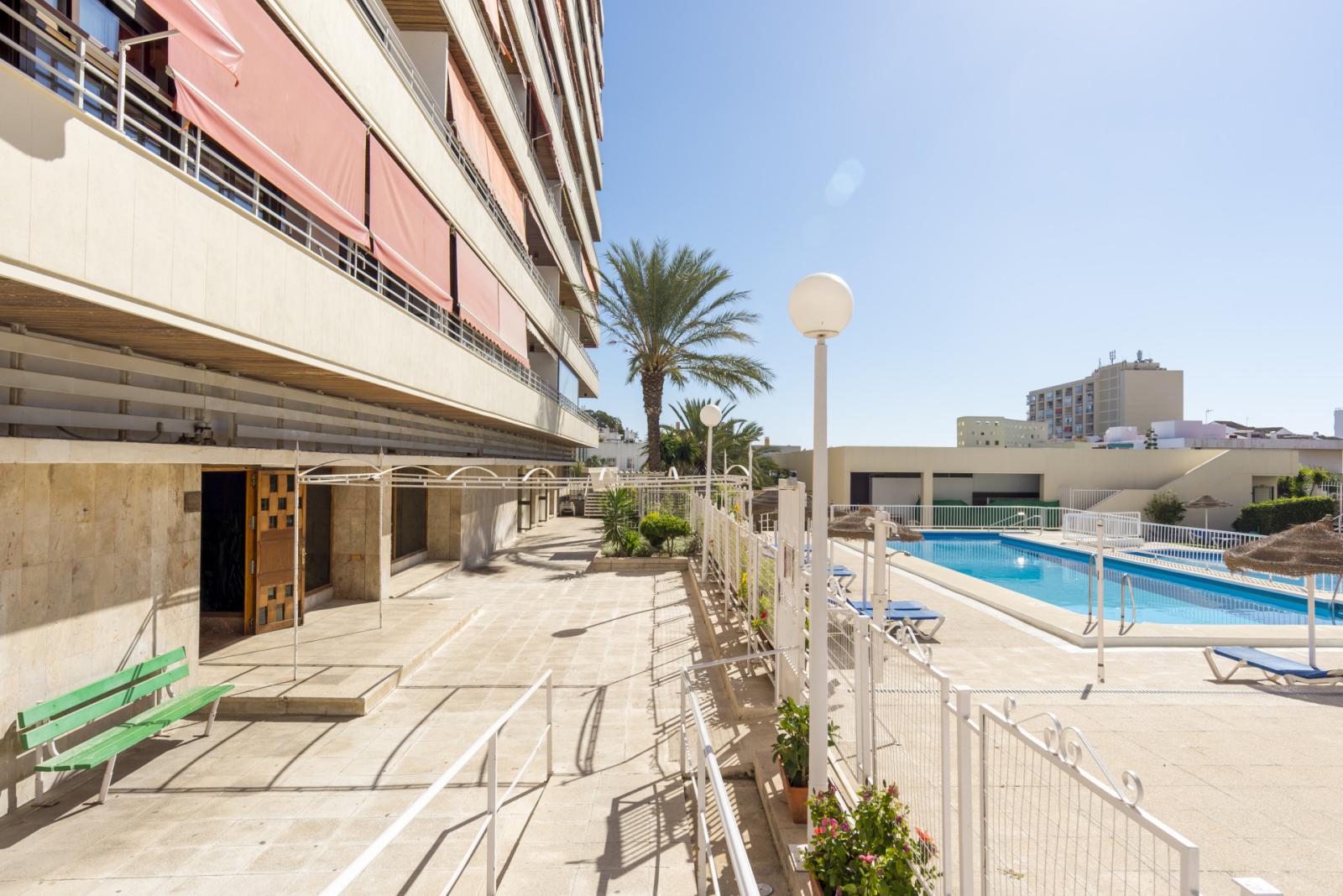 Flat for Sale in Torremolinos