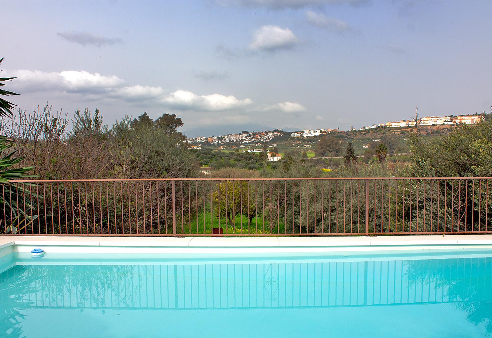 Finca en Venta en Coín