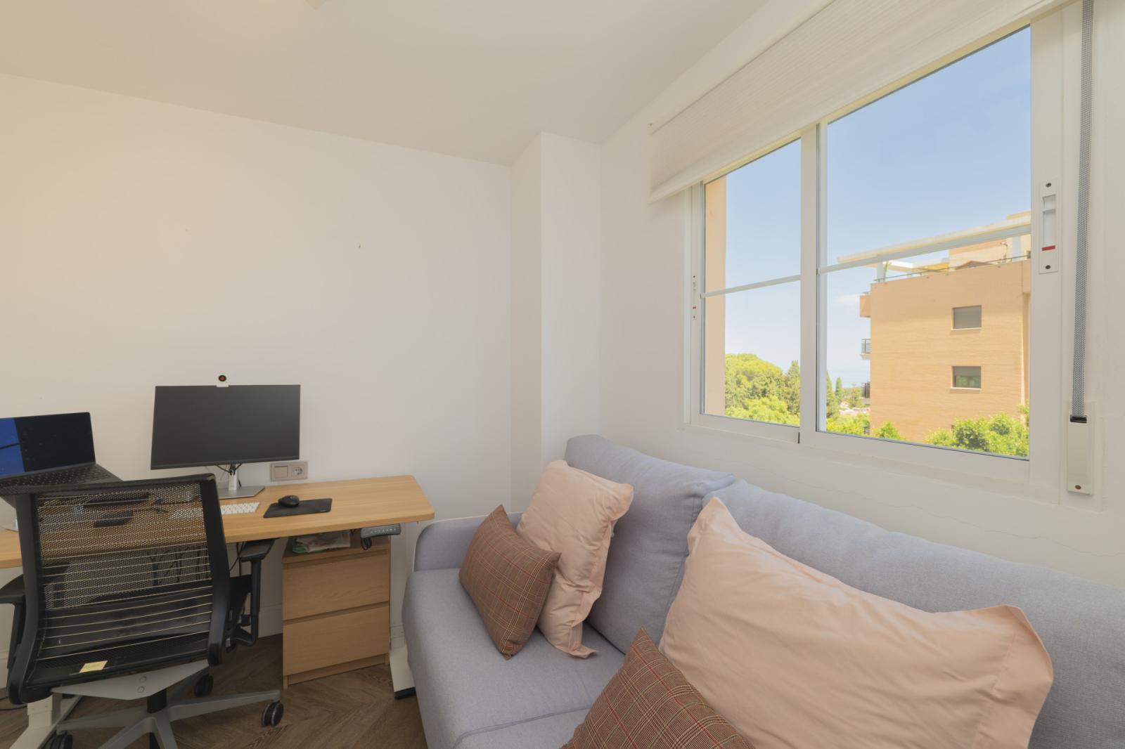 Flat for Sale in Torremolinos