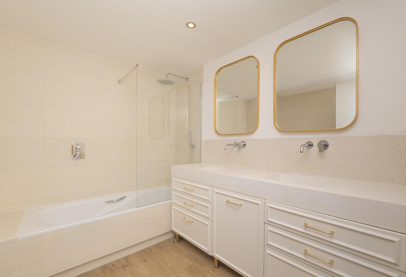 Flat for Sale in Torremolinos