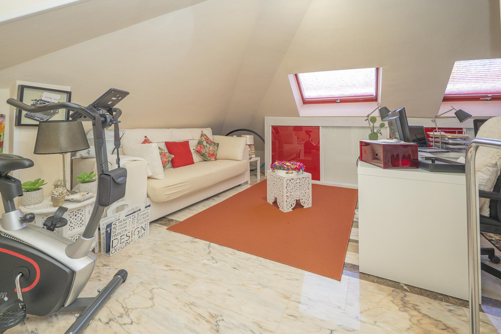 Semi-detached House for Sale in Benalmádena
