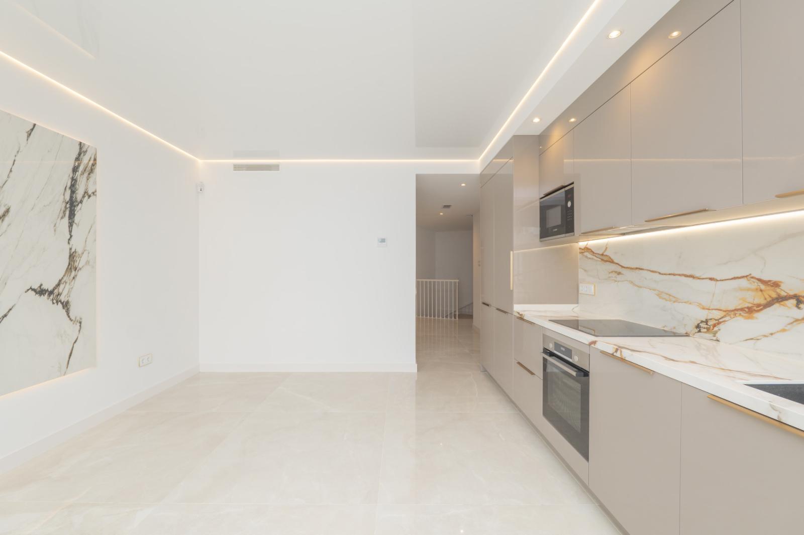 Duplex for Sale in Torremolinos