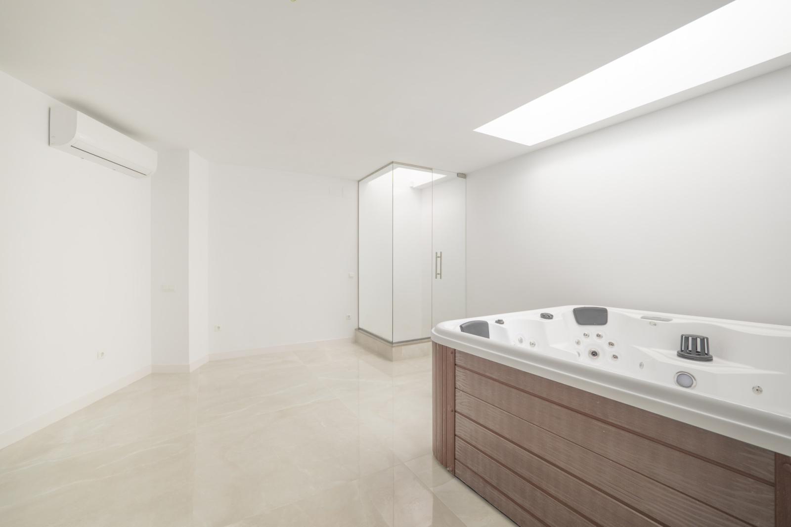 Duplex for Sale in Torremolinos