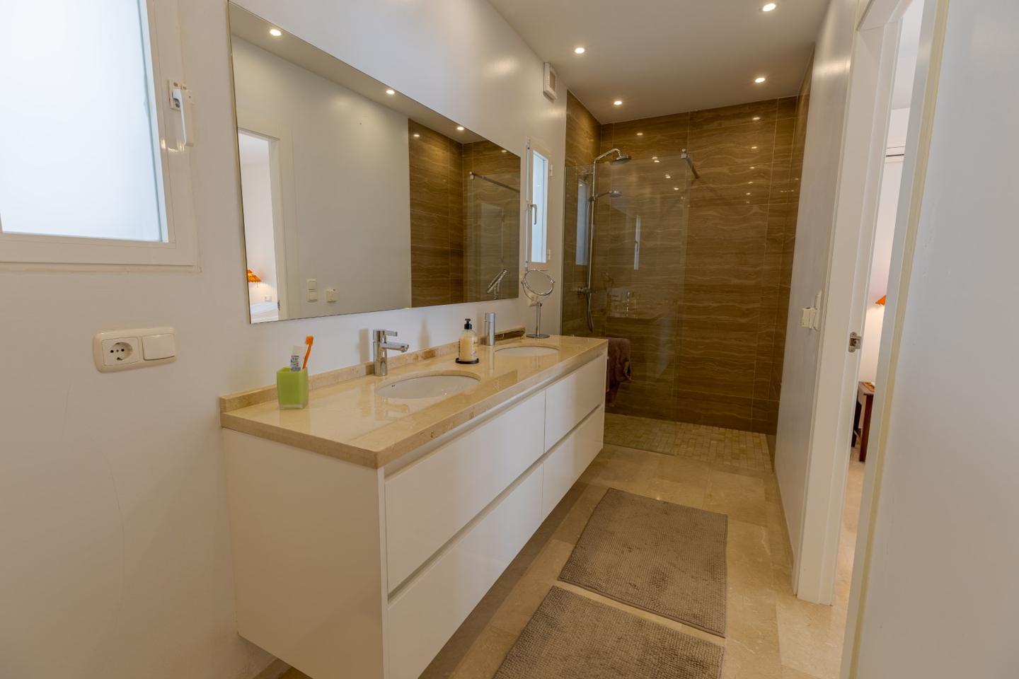Villa en Venta en Almuñécar