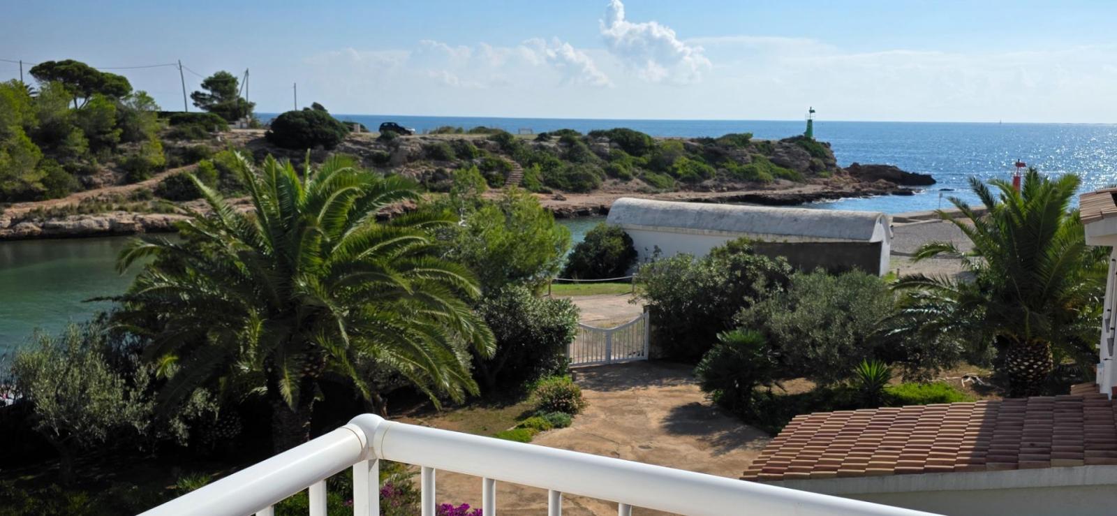 Villa for Sale in L' Ametlla de Mar