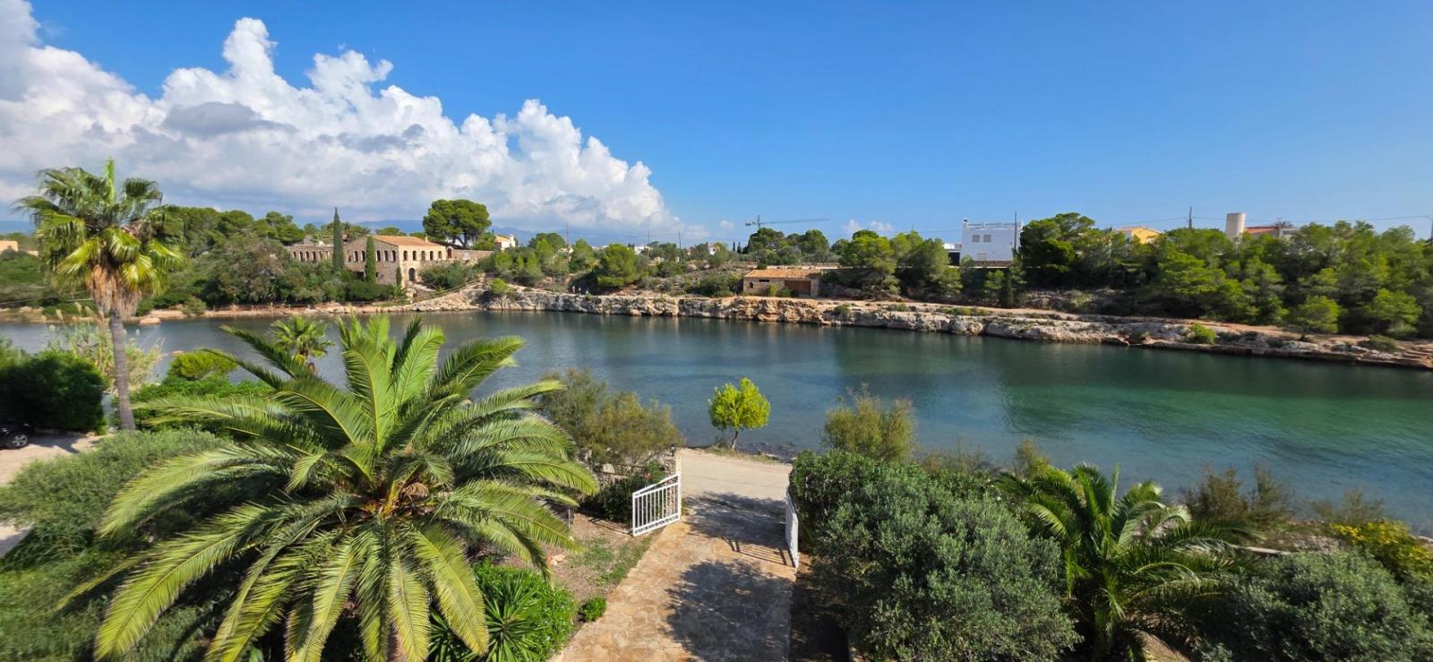 Villa for Sale in L' Ametlla de Mar
