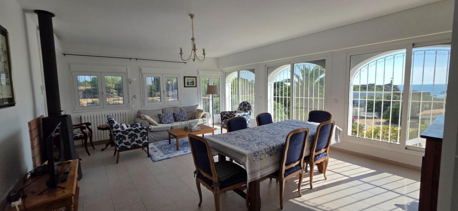 Villa for Sale in L' Ametlla de Mar
