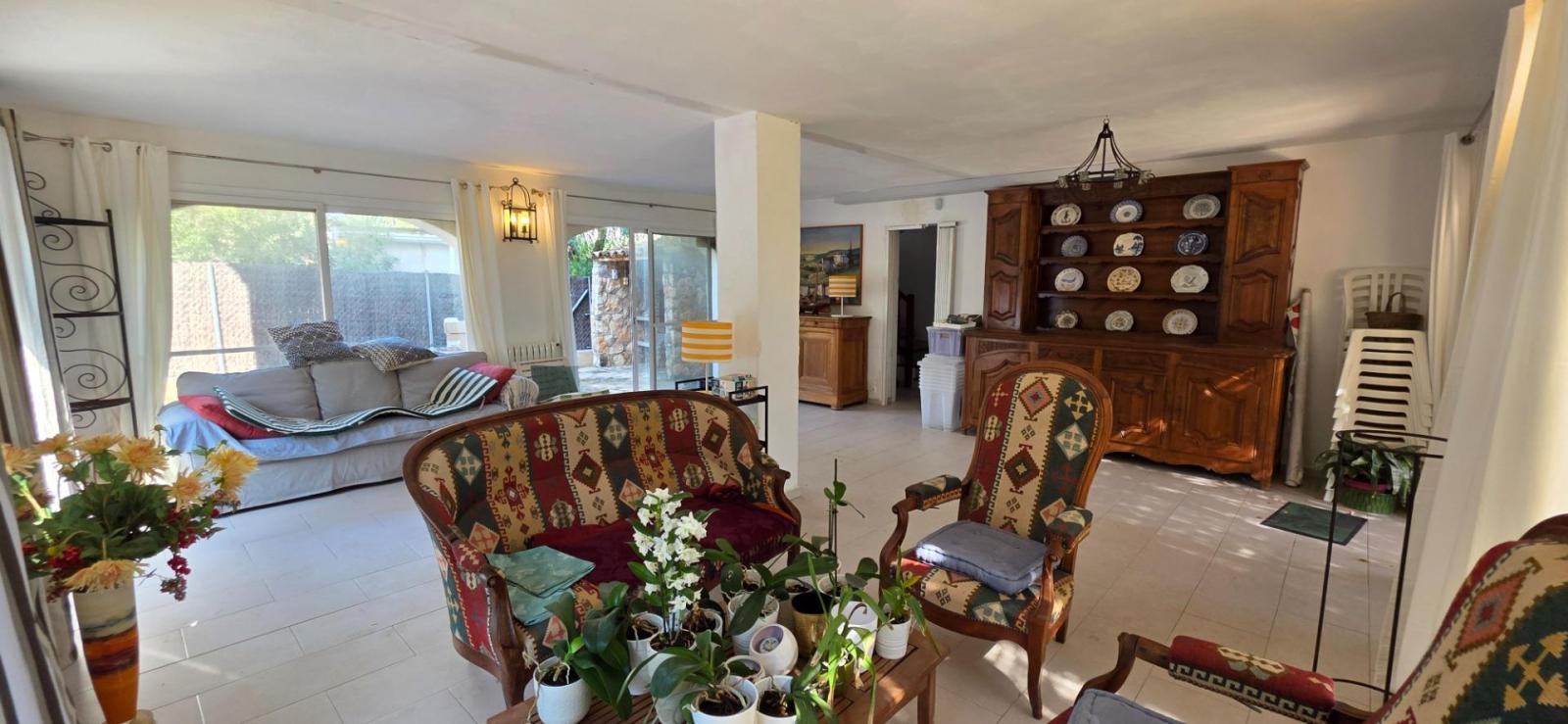 Villa for Sale in L' Ametlla de Mar