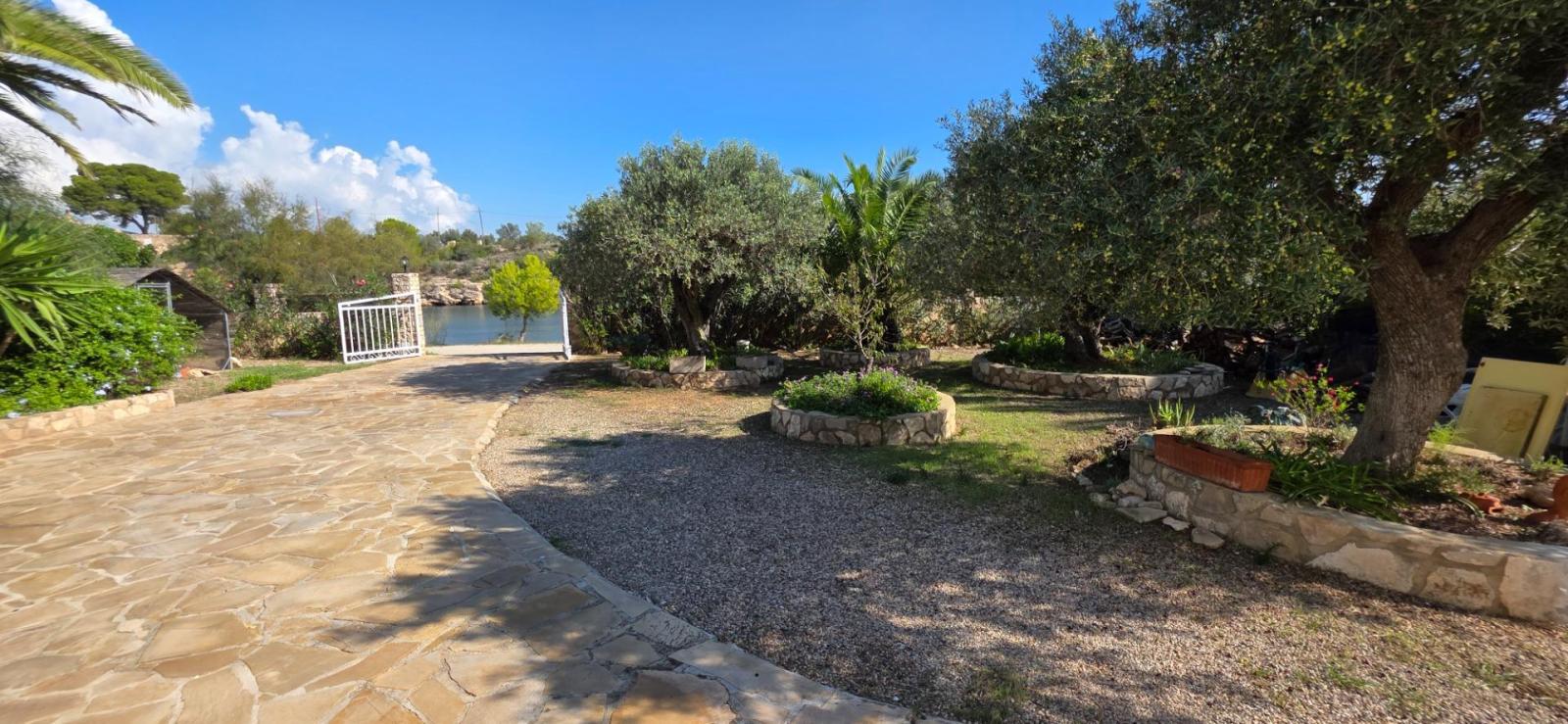 Villa for Sale in L' Ametlla de Mar