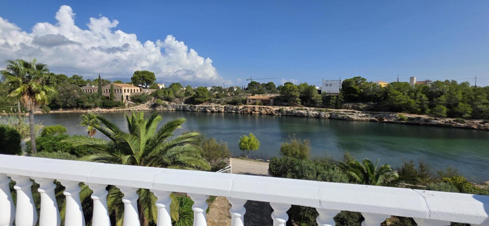 Villa for Sale in L' Ametlla de Mar
