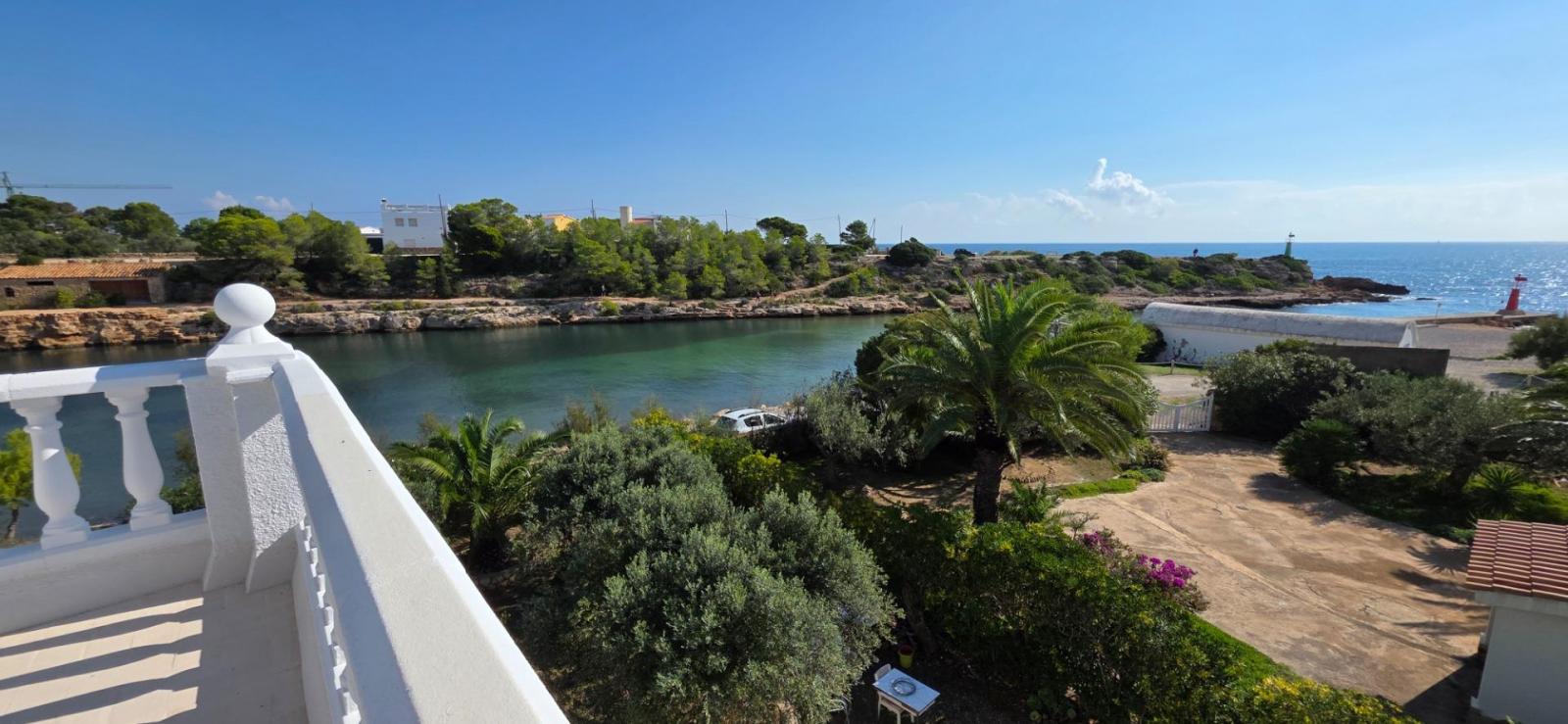 Villa for Sale in L' Ametlla de Mar