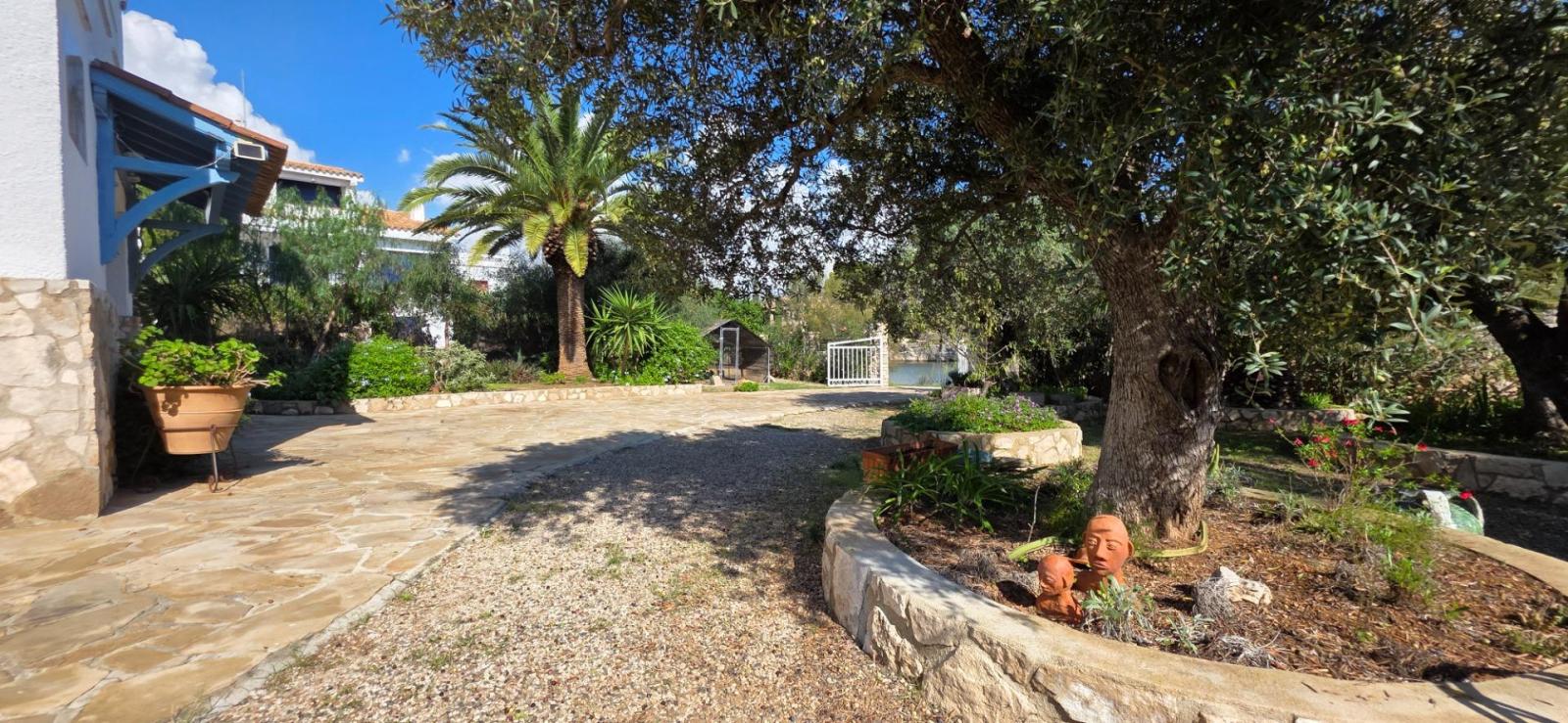 Villa for Sale in L' Ametlla de Mar