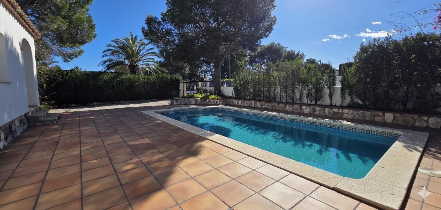 Chalet for Sale in L' Ametlla de Mar