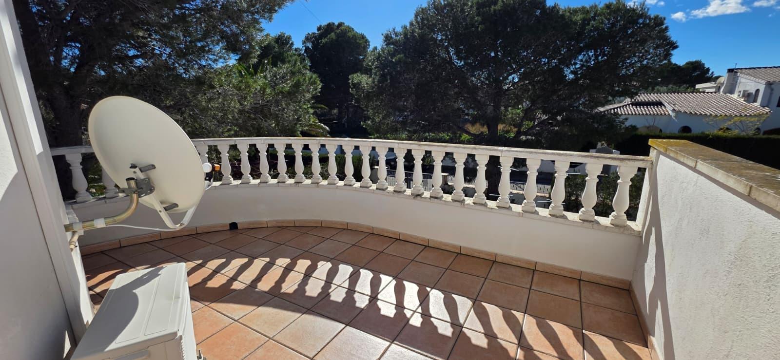 Chalet for Sale in L' Ametlla de Mar