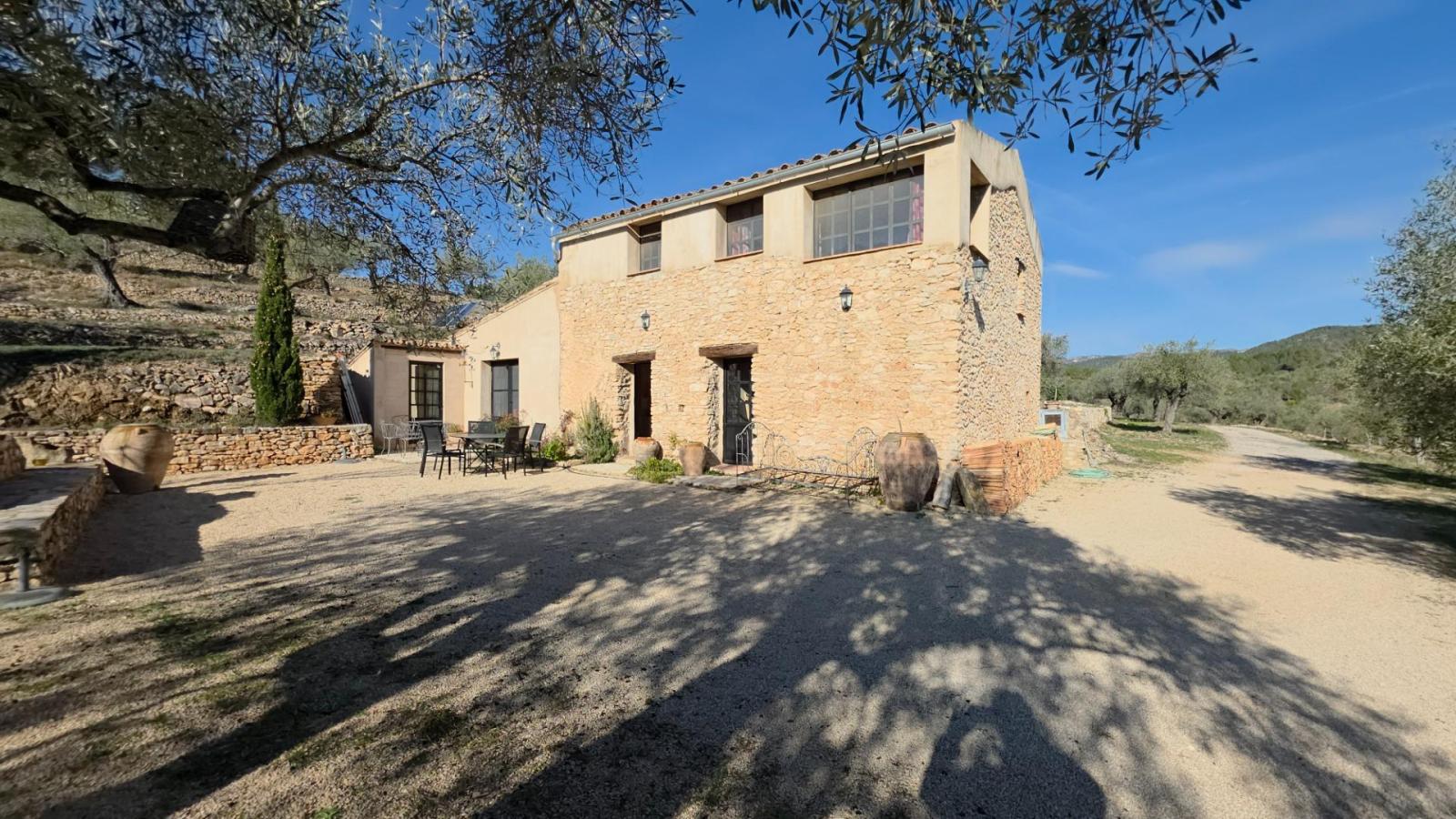 Finca en Venta en Tivissa