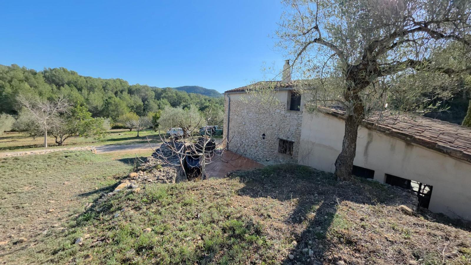 Finca en Venta en Tivissa