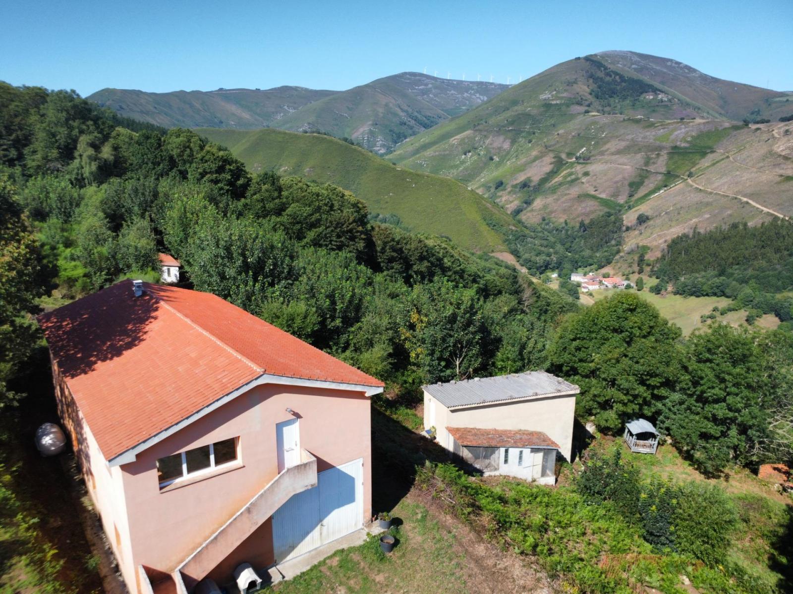 Finca en Venta en Allande