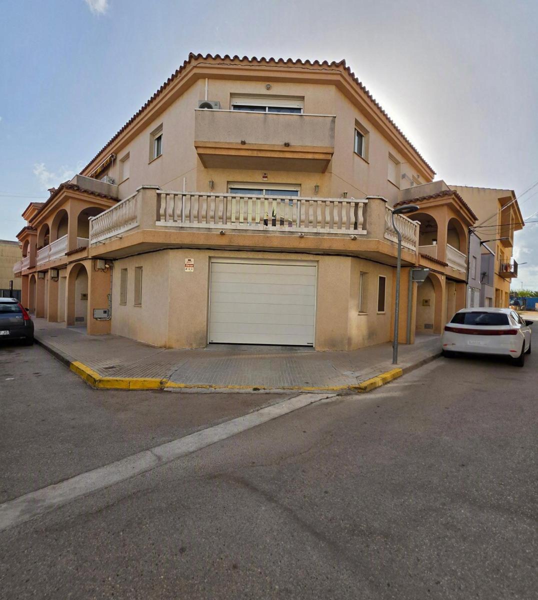 Casa en Venta en Camarles