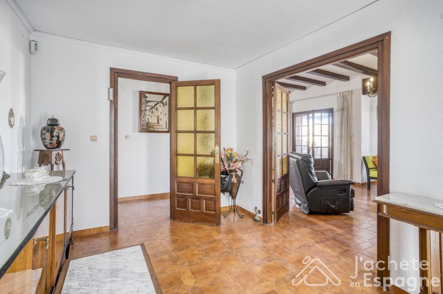 Villa for Sale in Daimús