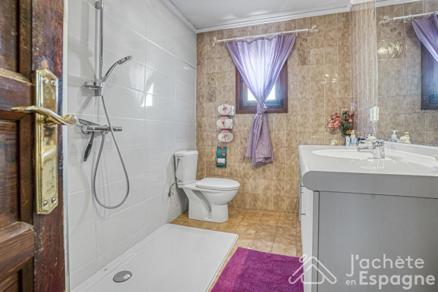 Villa for Sale in Daimús