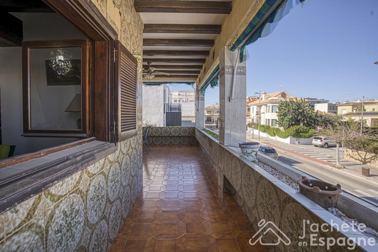 Villa for Sale in Daimús