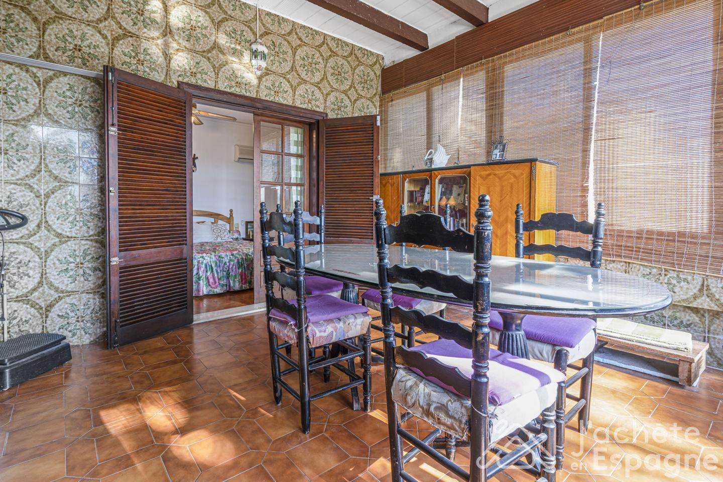 Villa for Sale in Daimús