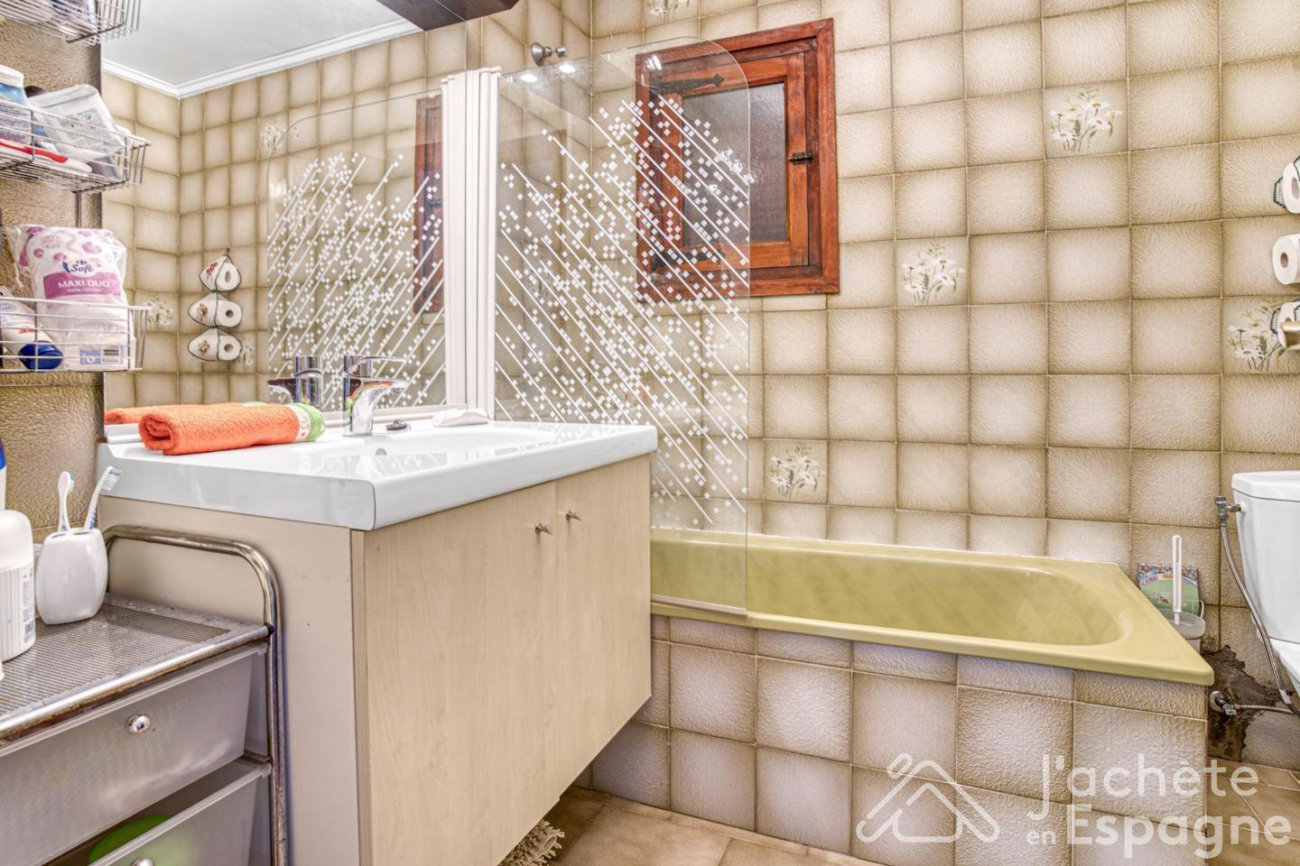 Villa for Sale in Daimús