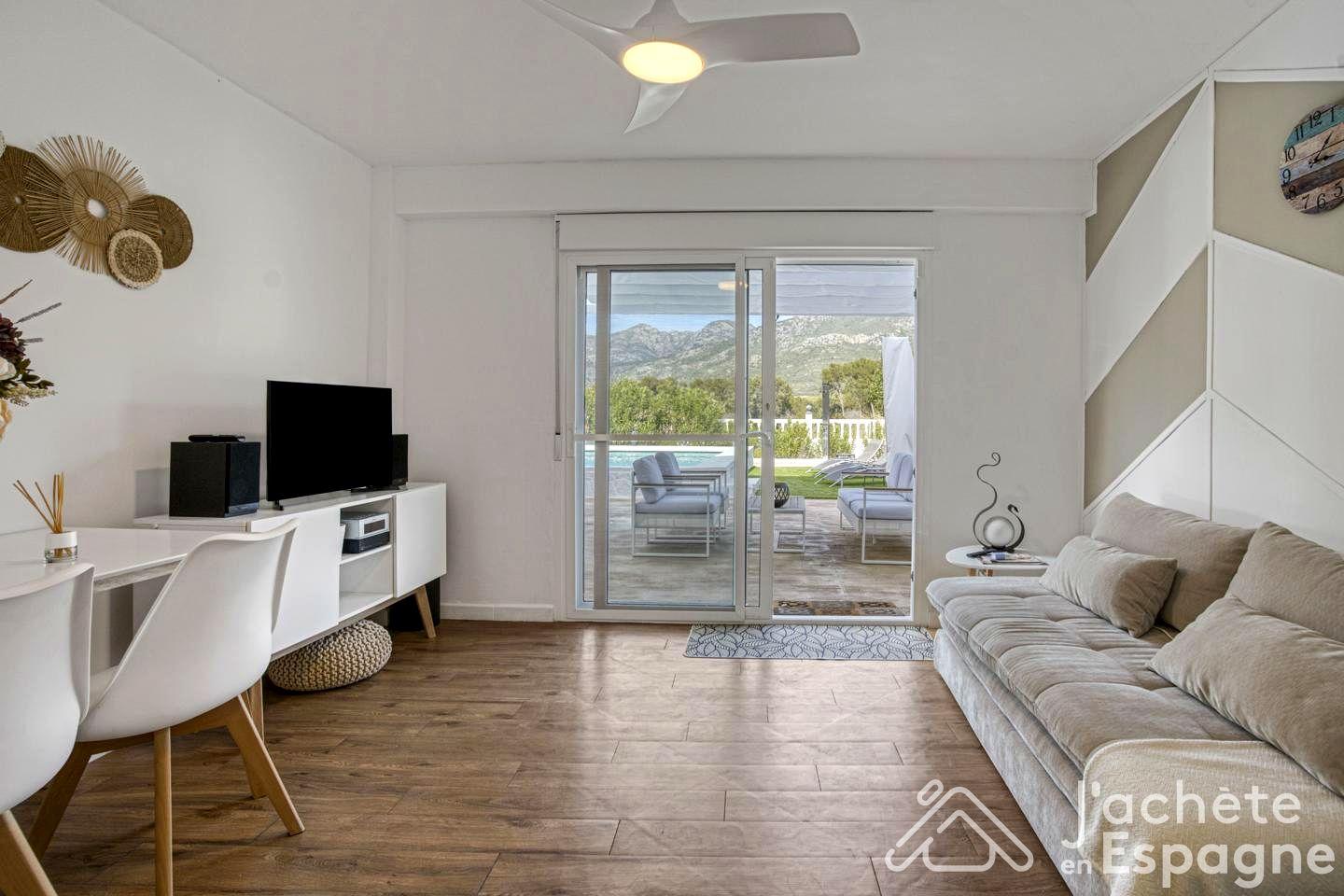 Villa for Sale in Alzira