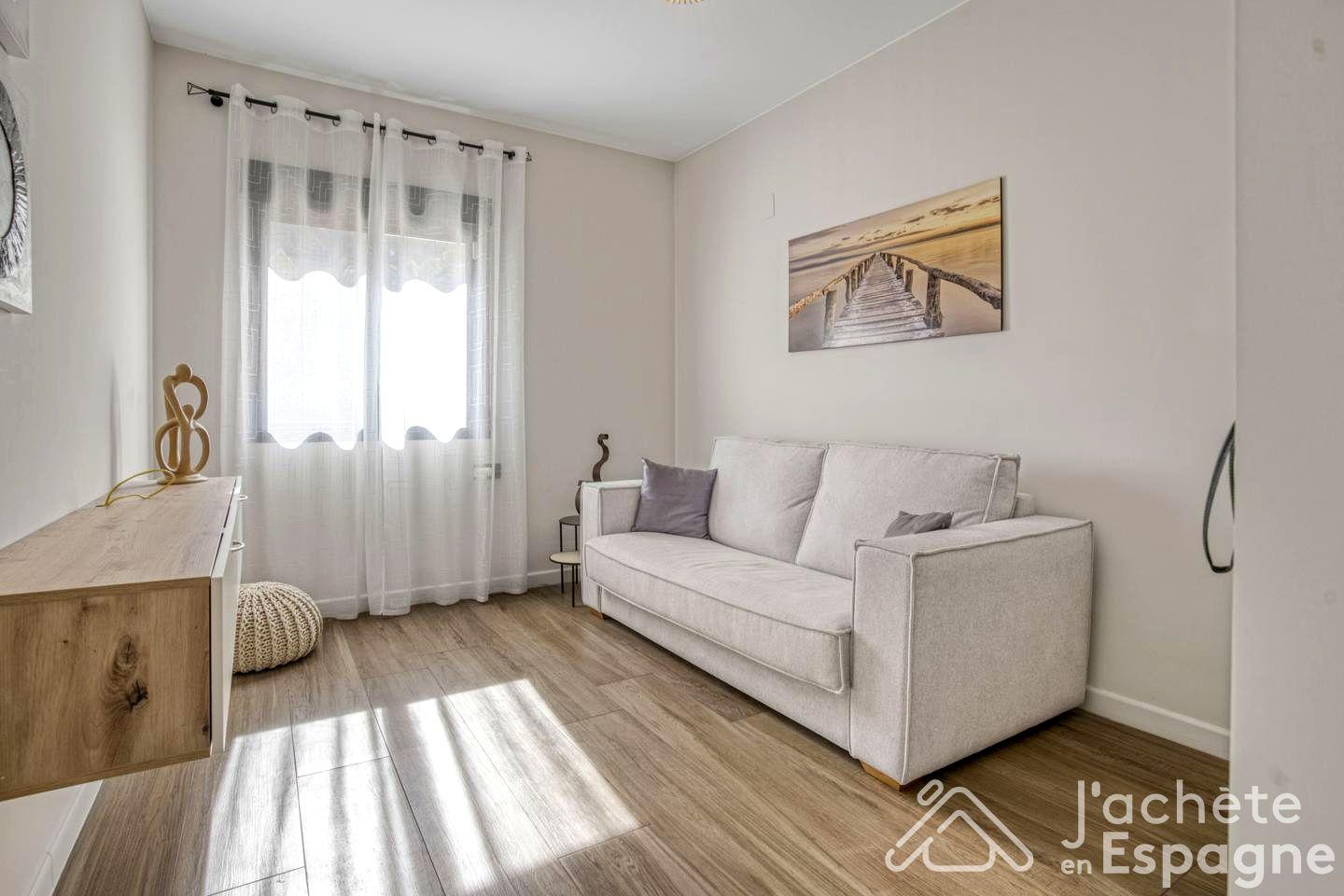 Villa for Sale in Alzira