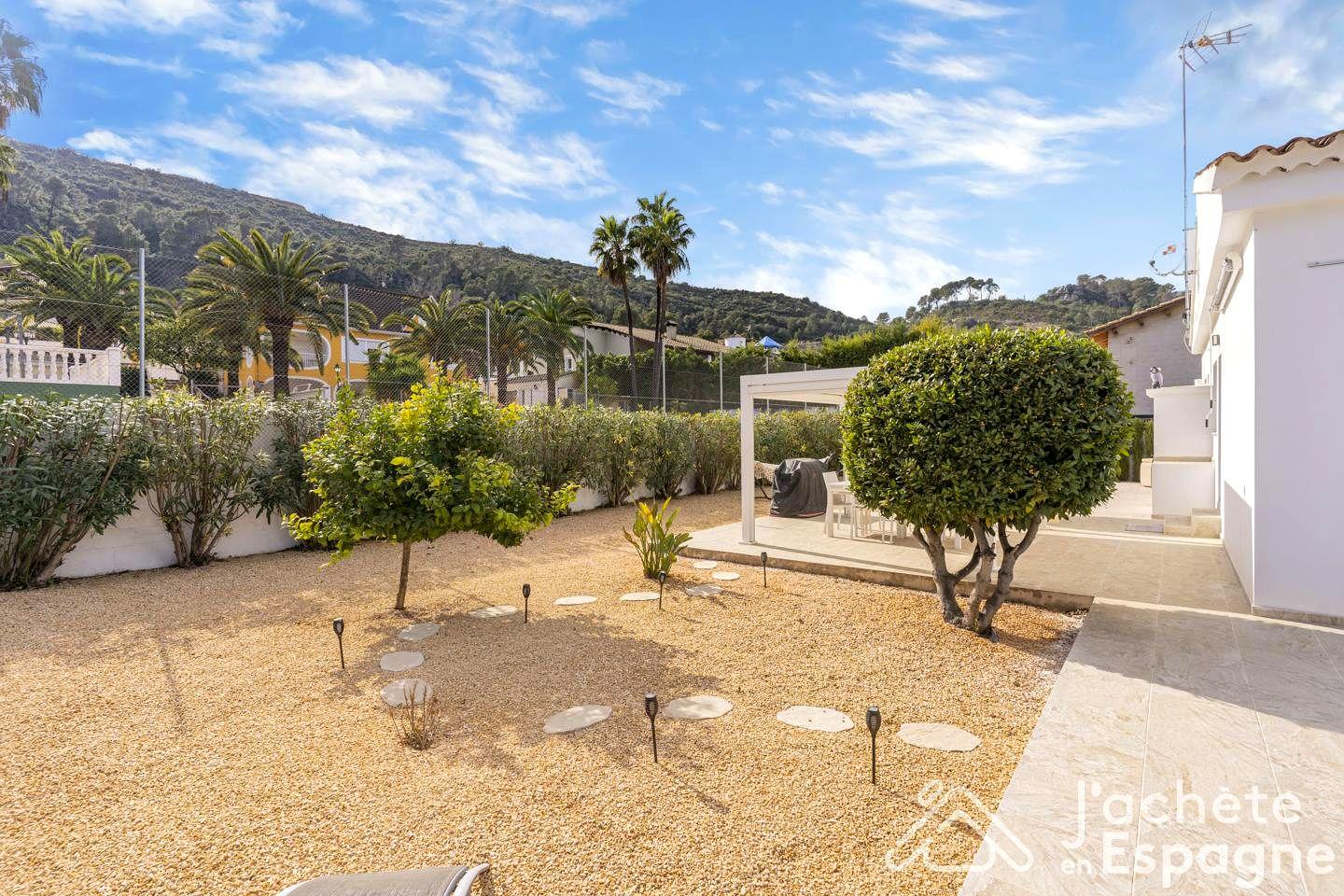 Villa for Sale in Alzira