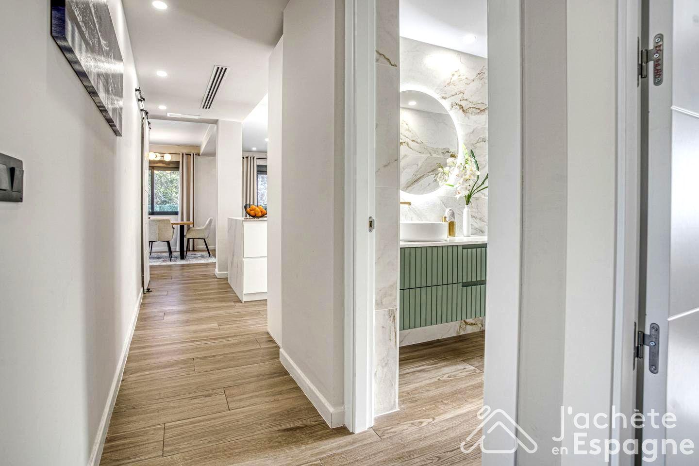 Villa for Sale in Alzira