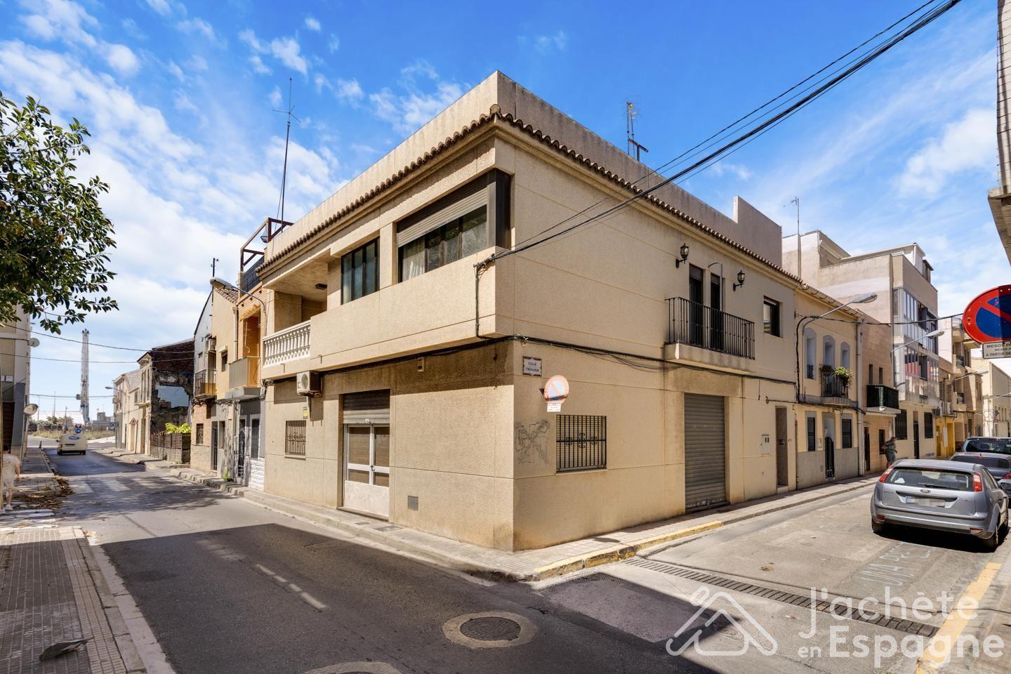 Villa for Sale in Puerto de Sagunto