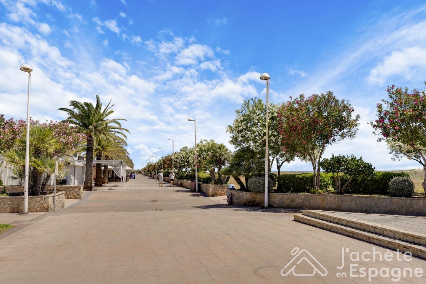 Villa for Sale in Puerto de Sagunto