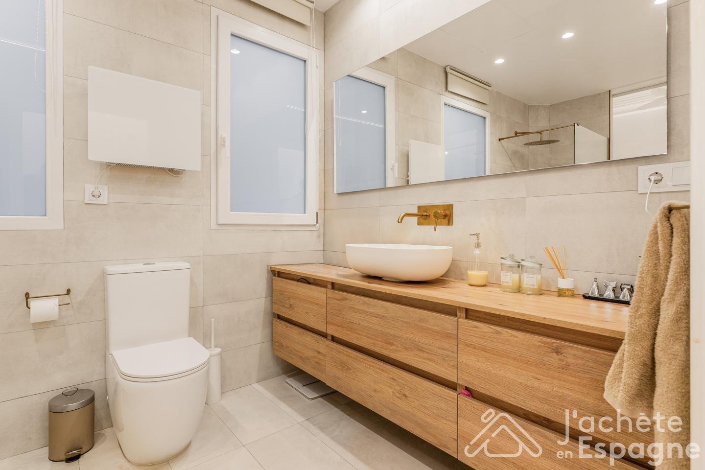 Flat for Sale in Valencia