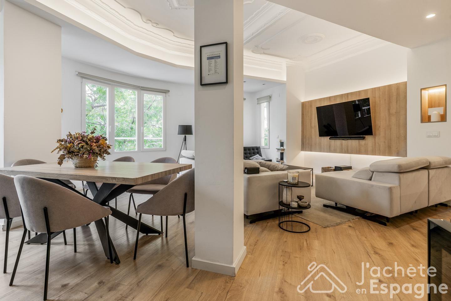 Flat for Sale in Valencia