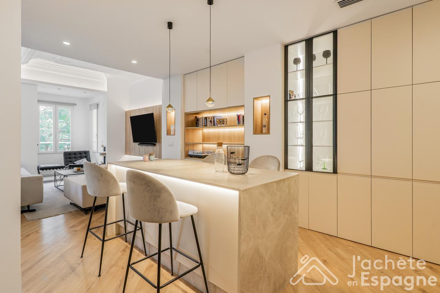 Flat for Sale in Valencia