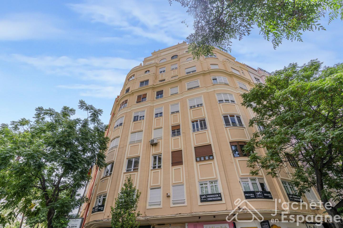 Flat for Sale in Valencia
