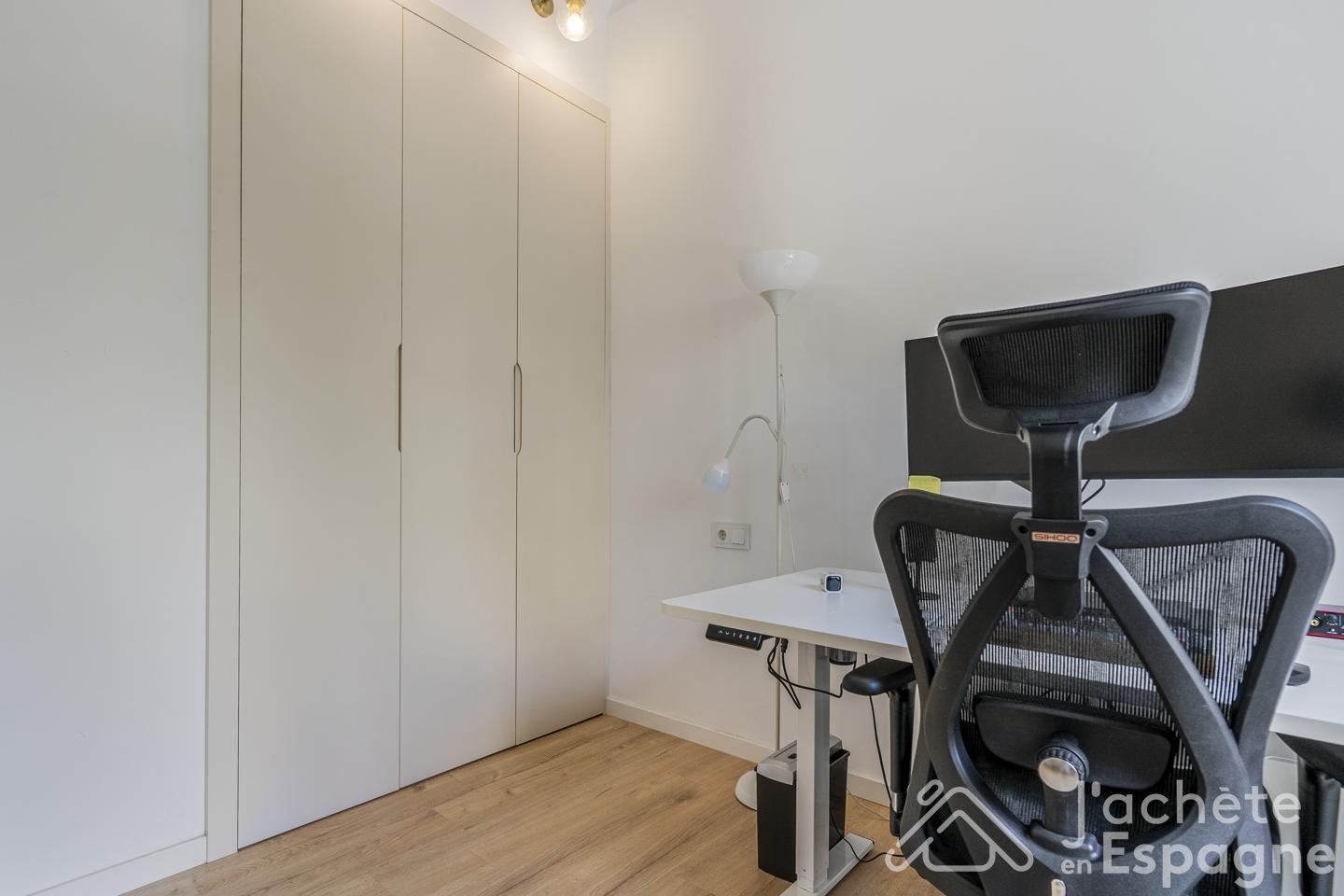 Flat for Sale in Valencia