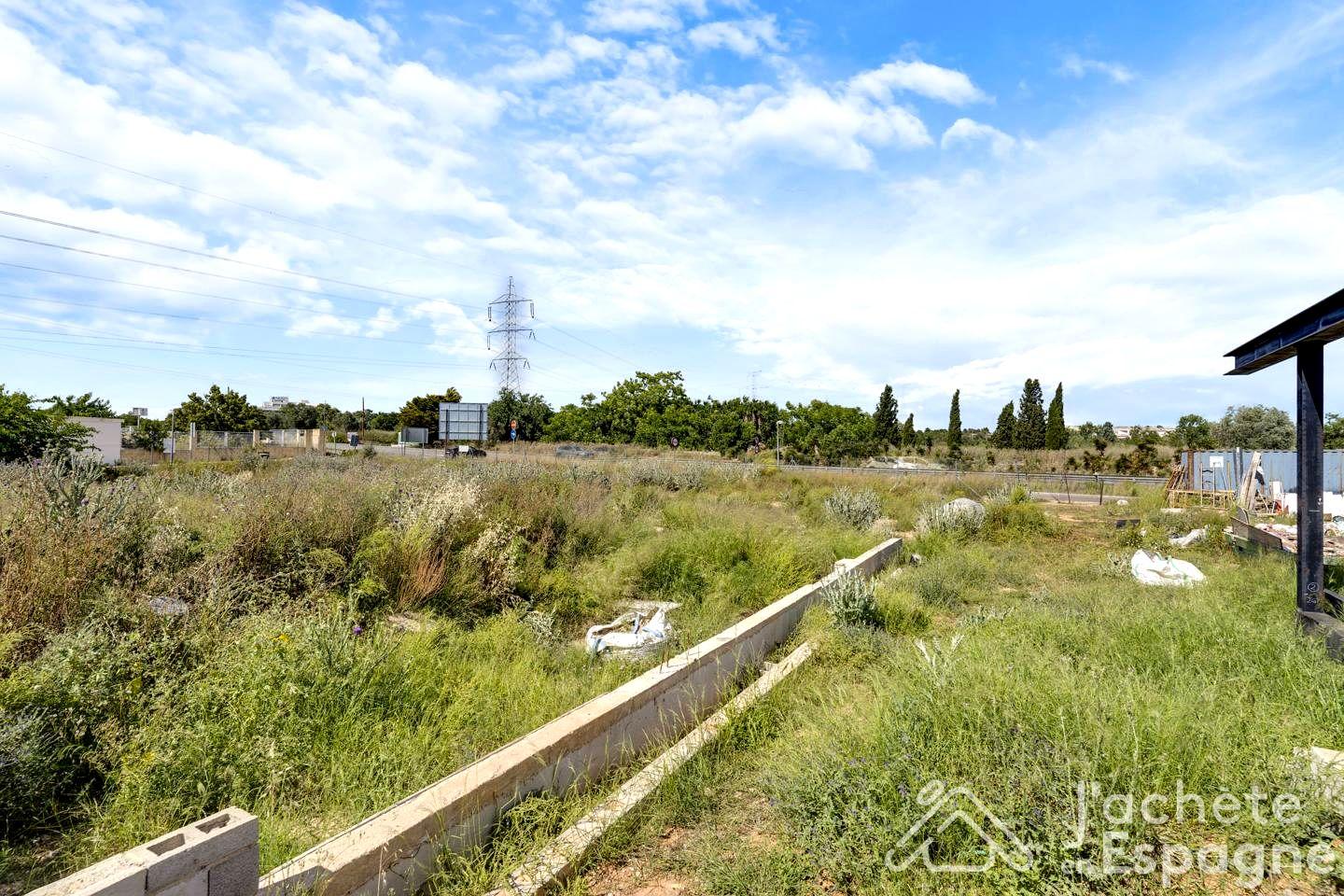 Villa for Sale in Paterna