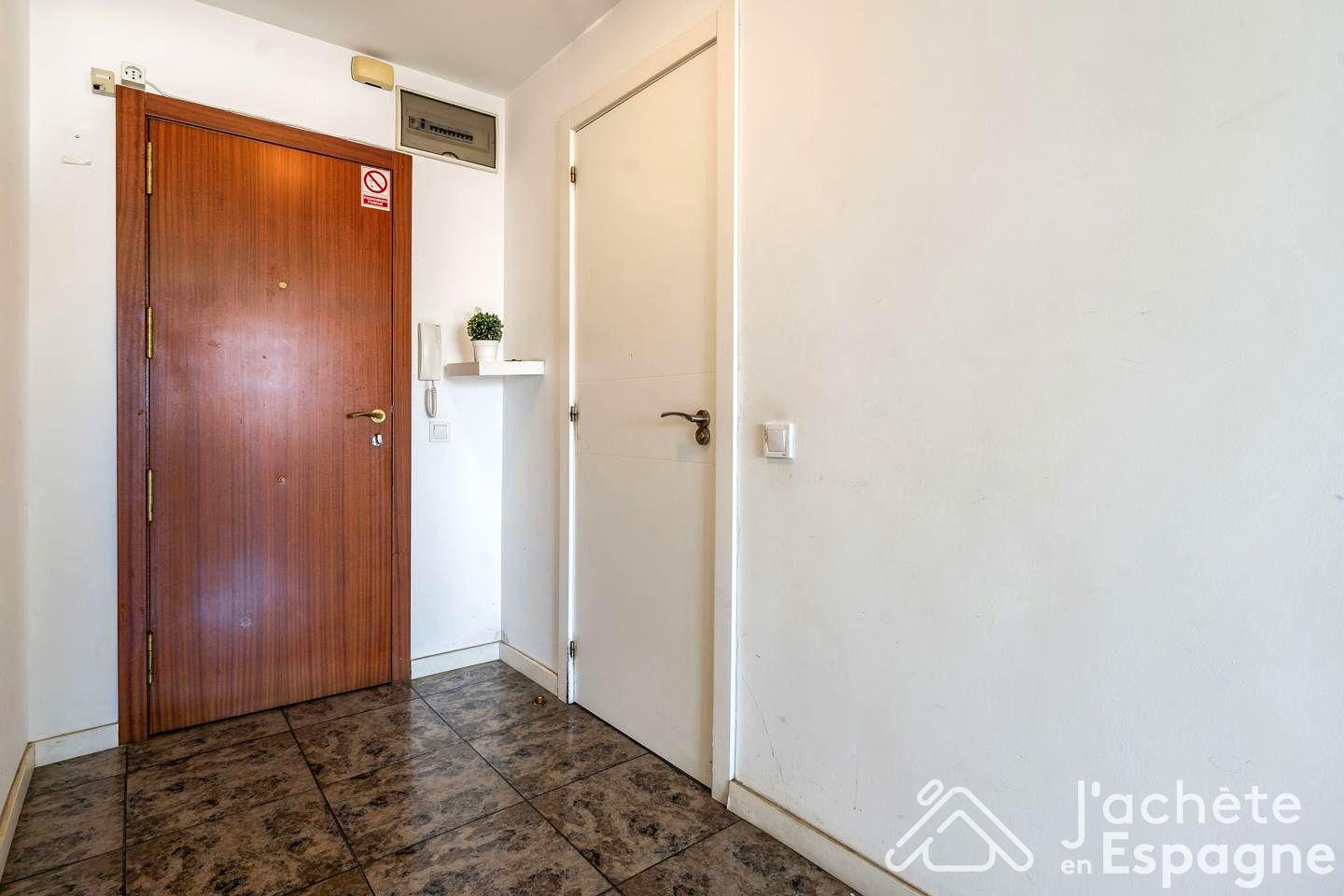 Flat for Sale in Valencia