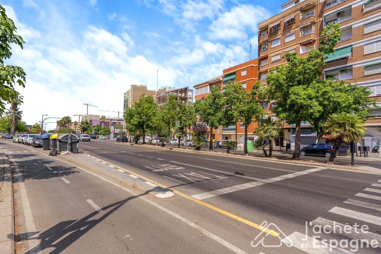 Flat for Sale in Valencia