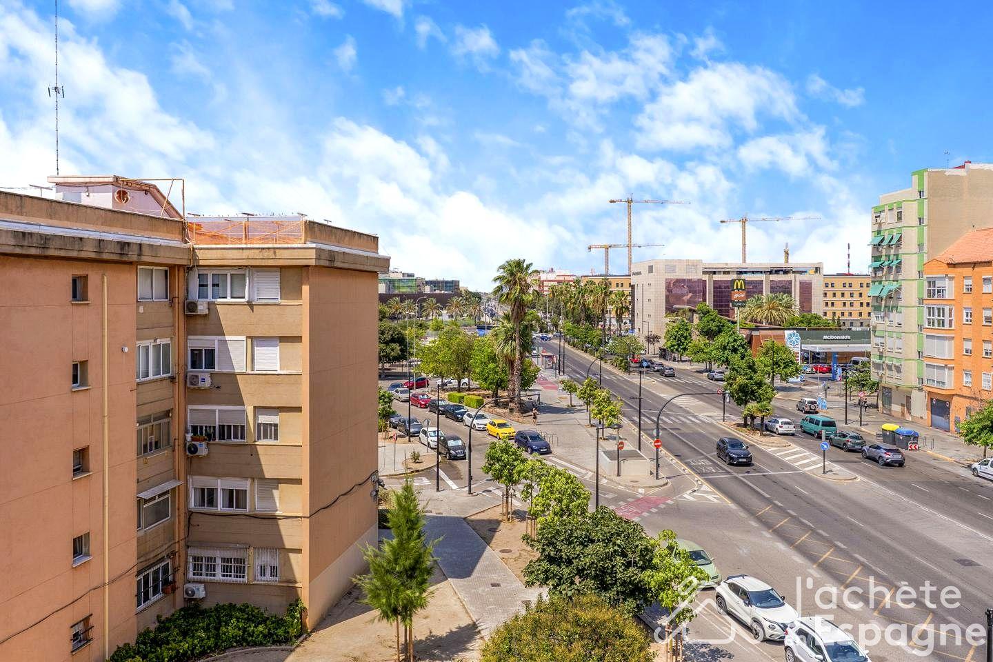 Flat for Sale in Valencia