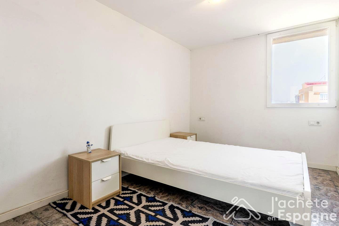 Flat for Sale in Valencia