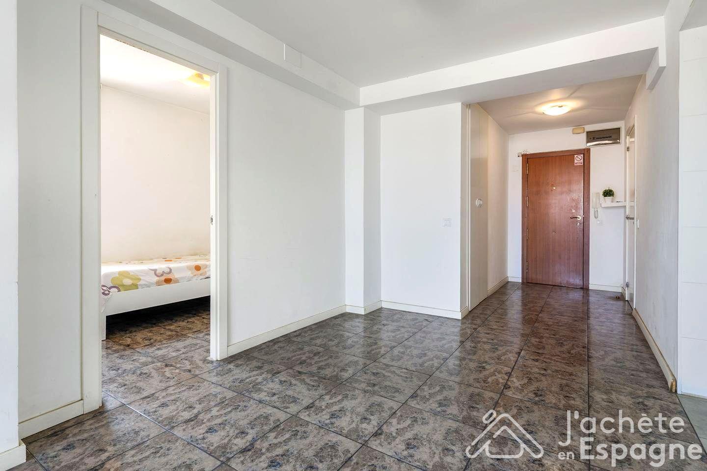 Flat for Sale in Valencia