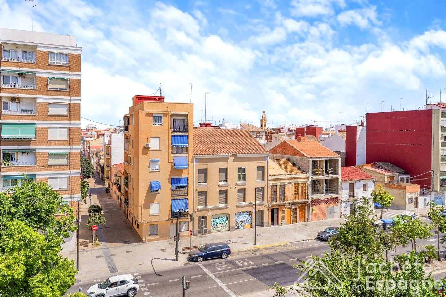 Flat for Sale in Valencia