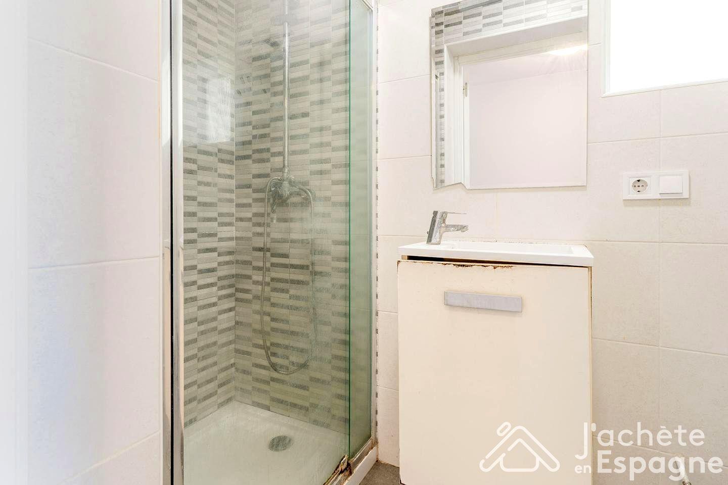 Flat for Sale in Valencia