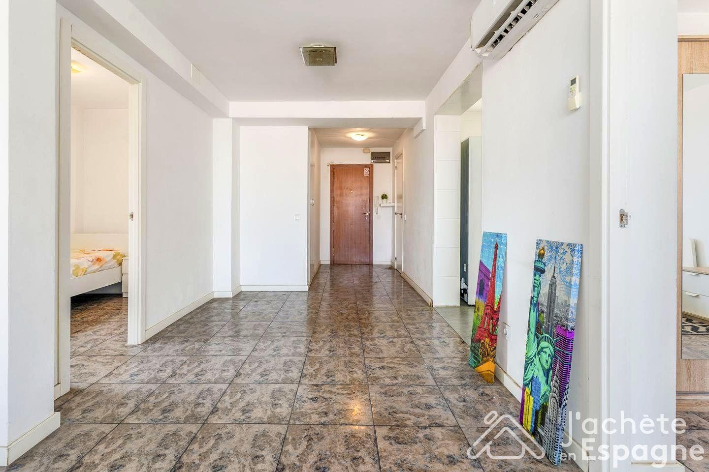 Flat for Sale in Valencia