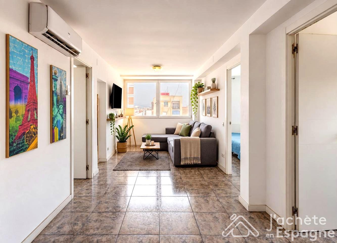 Flat for Sale in Valencia