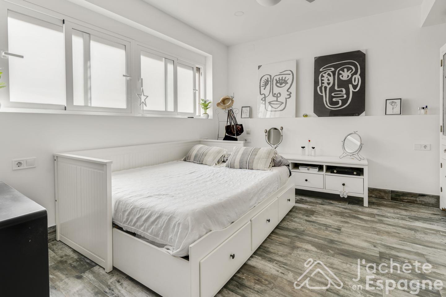 Flat for Sale in Aldaia