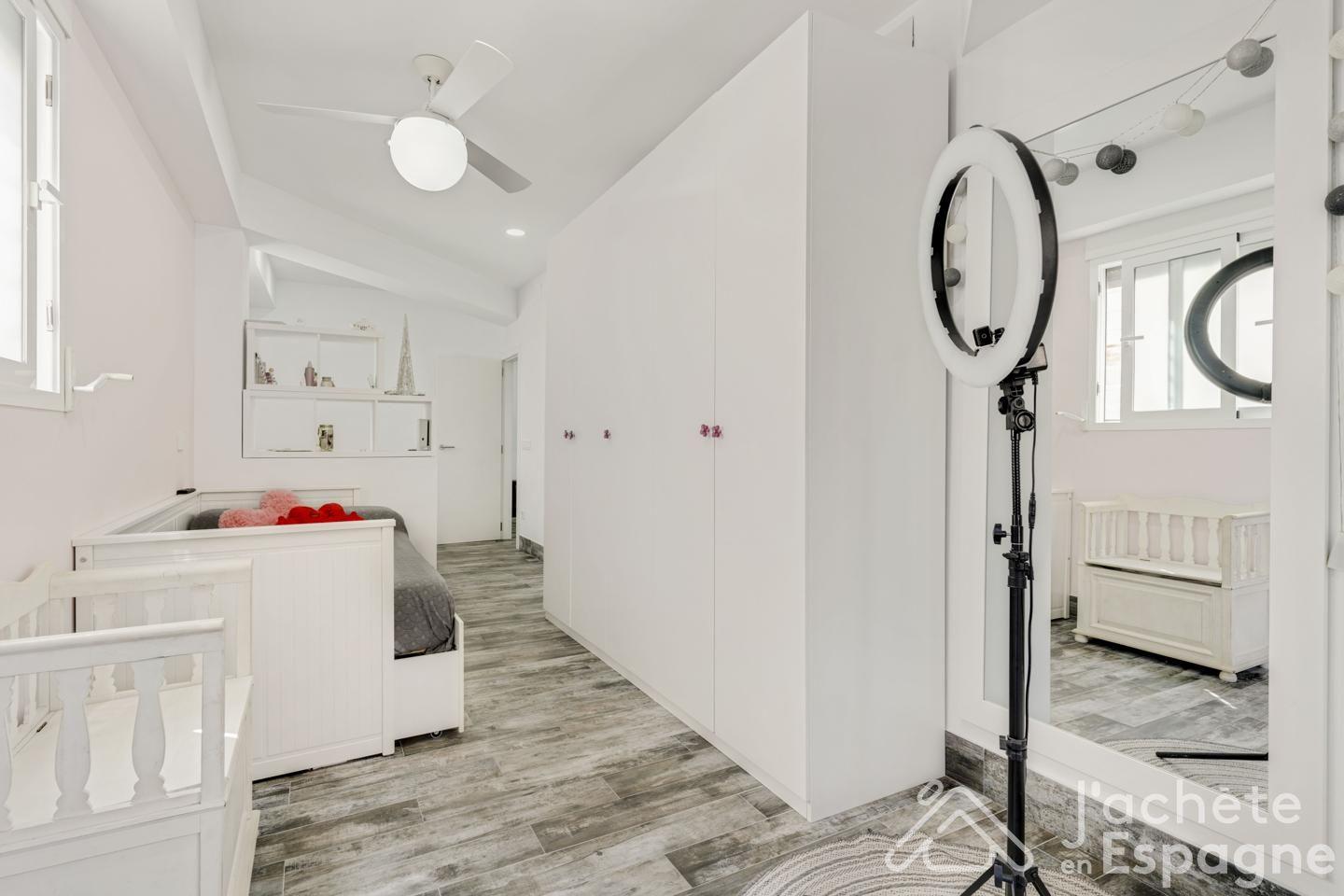 Flat for Sale in Aldaia